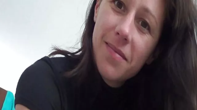 XXX بدون ثبت نام شمال فیلم سوپرسکسی زنده نشسته لانا در ساحل